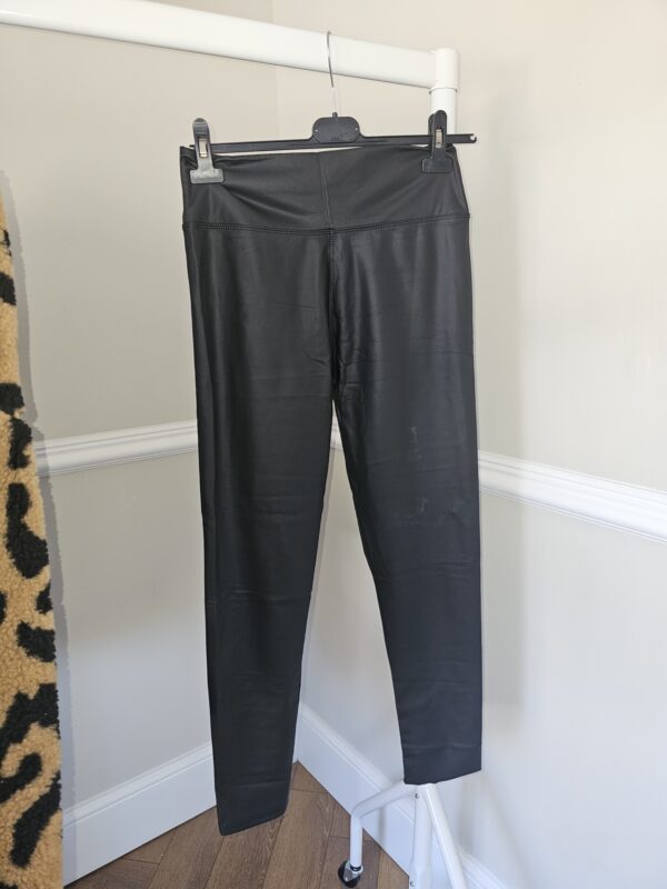 Leather look leggings
