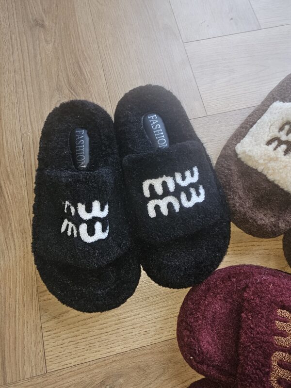 Mu mu slippers - Image 2