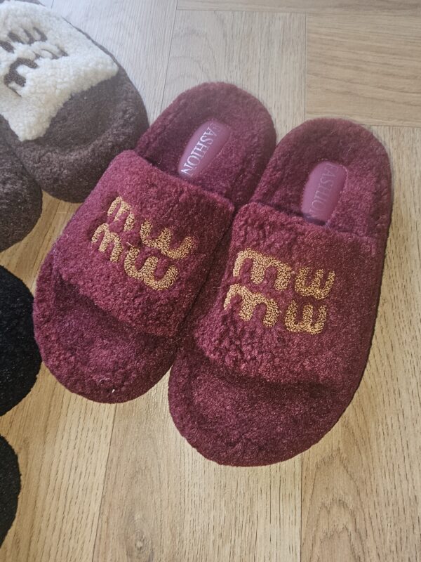 Mu mu slippers - Image 4