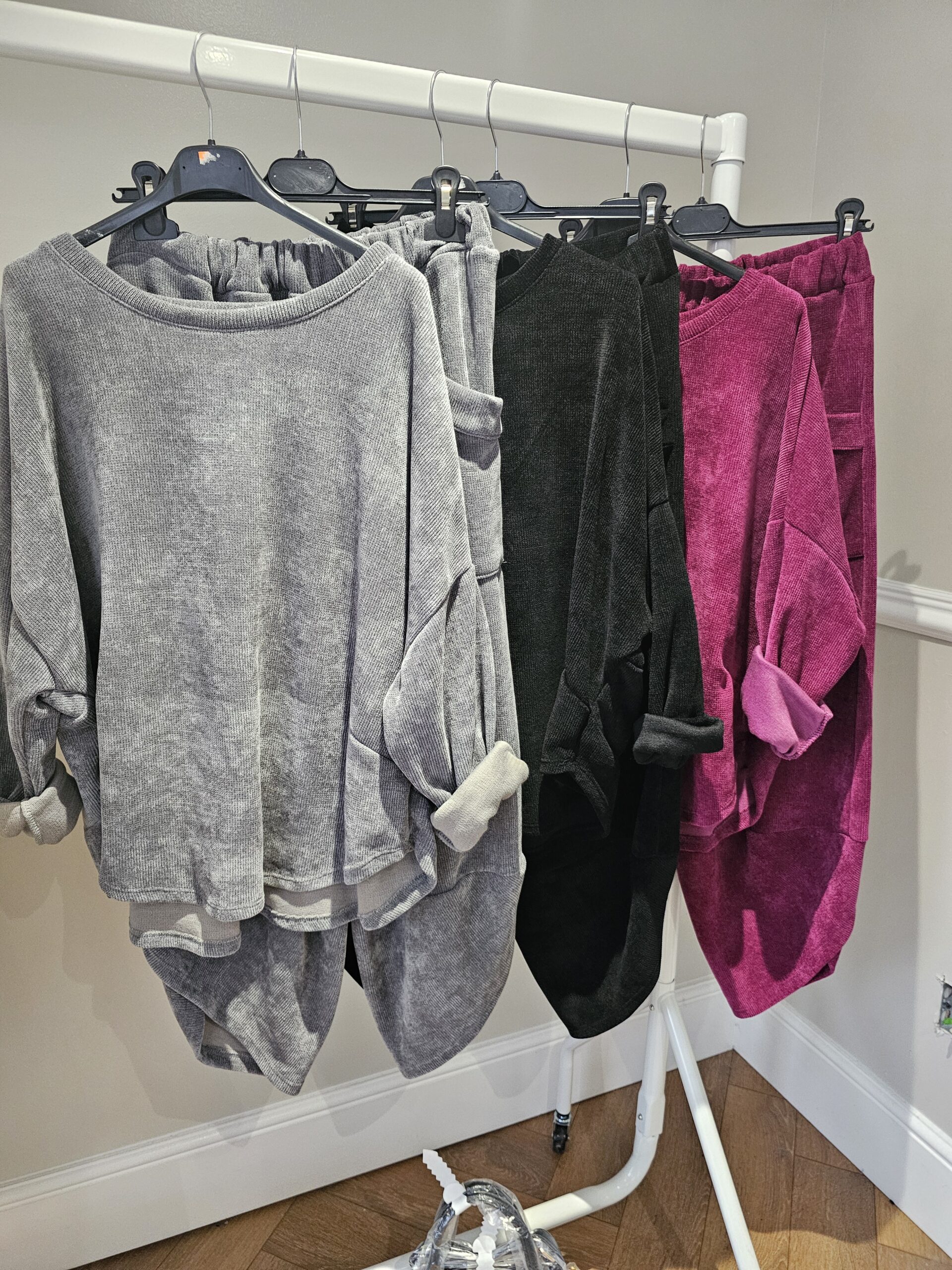 Queen boutique clothing on sale