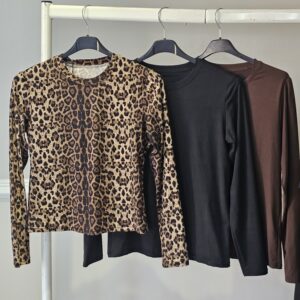 Basic long sleeve top