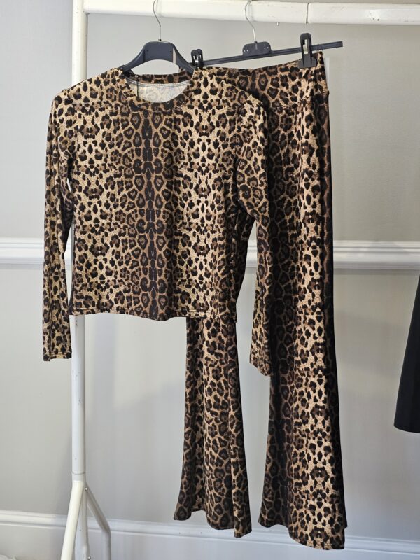 Basic long sleeve top - Image 2