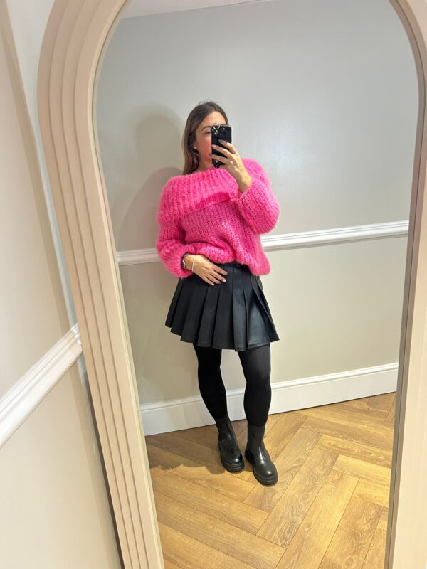 Faux leather pleated skirt - Image 3