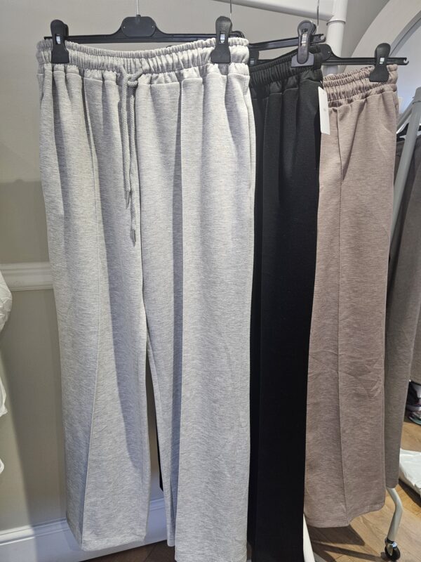 Regular joggers