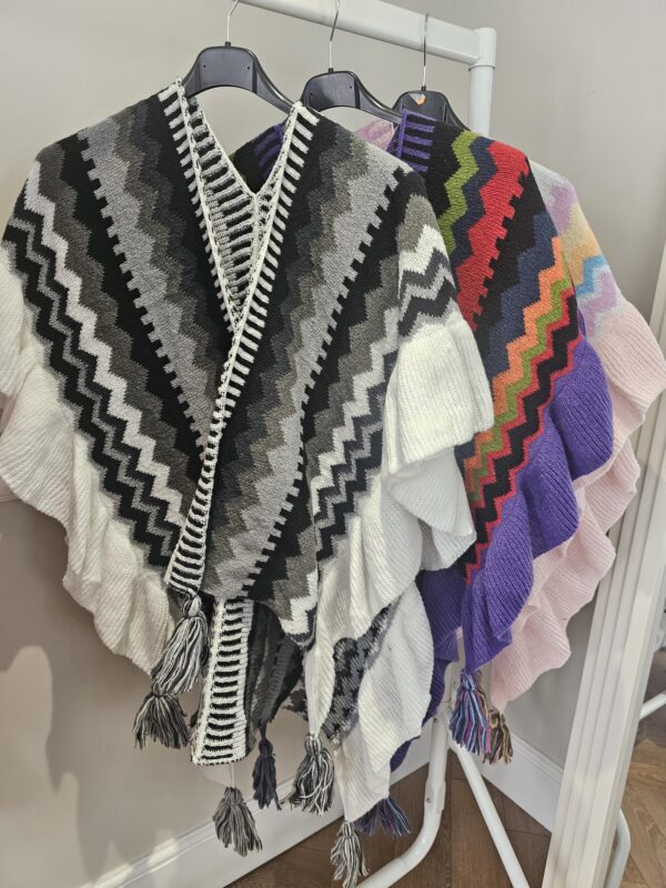 Frill knit shawl - Image 2