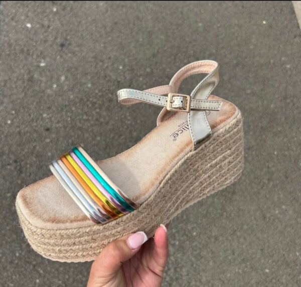 Gold wedge sandals - Image 5