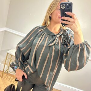 Stripe bow shirt